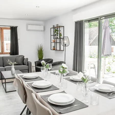 Bleu 16 * Lacapelle-Marival