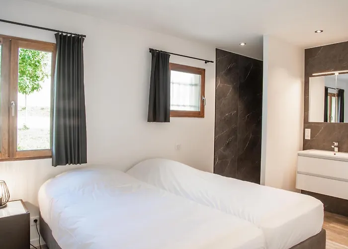 Bleu 16 * Lacapelle-Marival